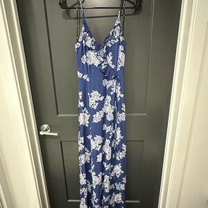 Lulu's Blue and White Floral Maxi Dress
